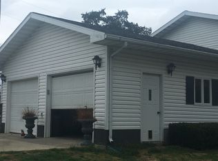 1335 Schwartz Rd, Centralia, IL 62801