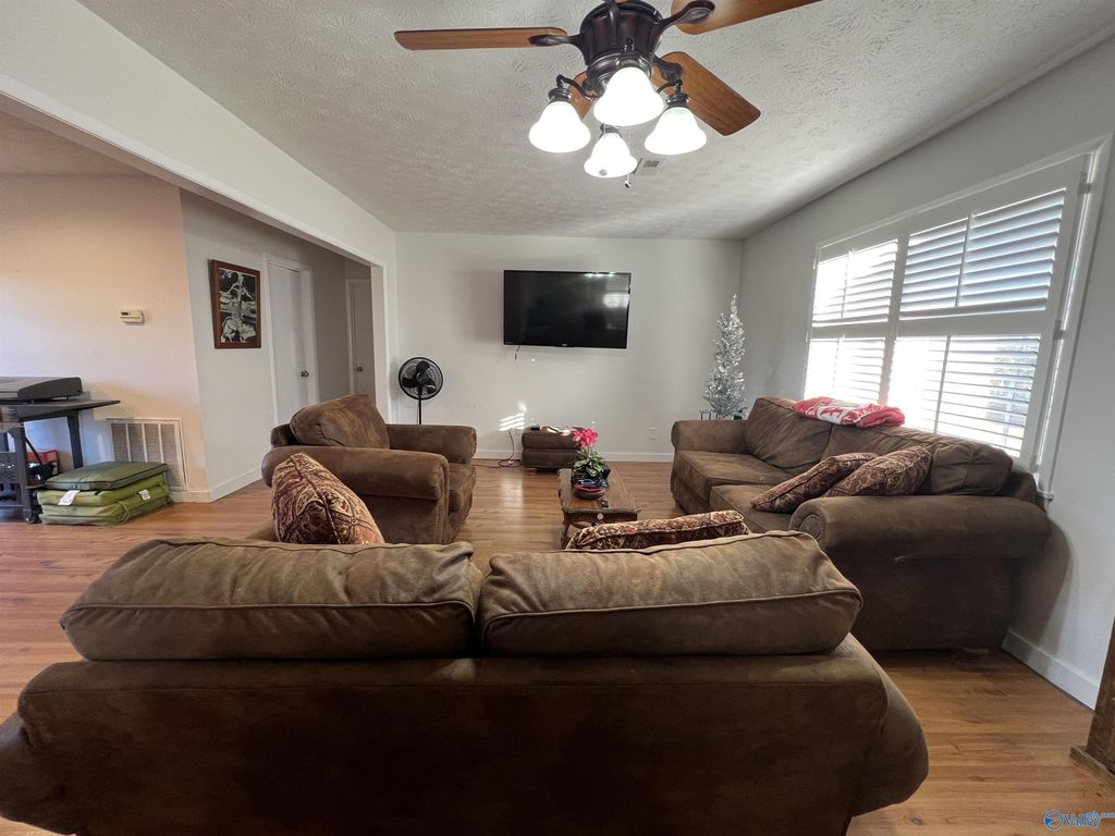 335 Lakeside Dr, Centre, AL - View 6