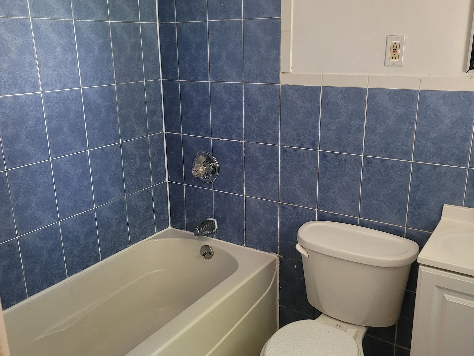 34 S 7th Ave — Photo 3
