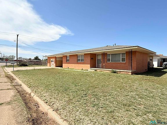 2nd image of 724 Seaton Dr
