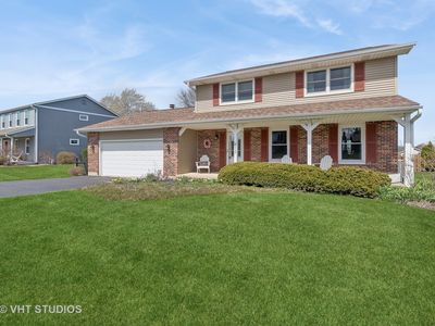 2212 High Point Dr, Lindenhurst, IL, 60046