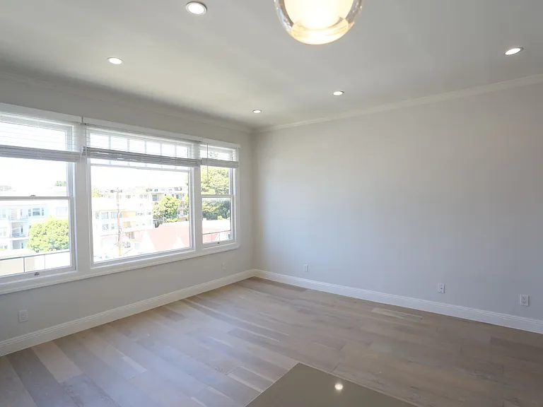 171 Montecito Ave #307 — Photo 4