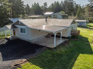 91378 Grinnell Ln, Coos Bay, OR 97420