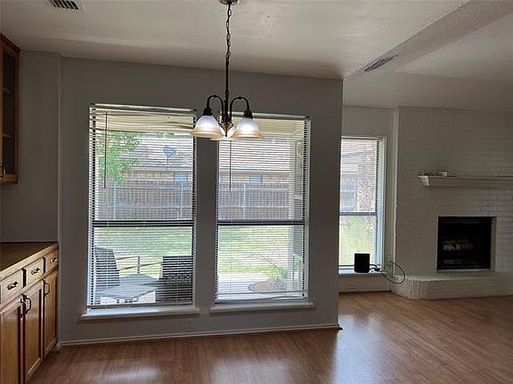 3rd image of 5218 Sherbrooke Ln