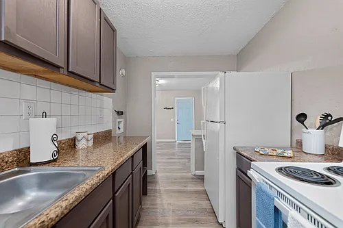 2101 W Romana St Photo 1