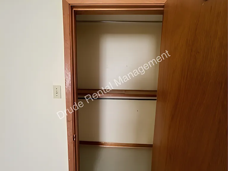 610 Old Covington Hwy — Photo 16