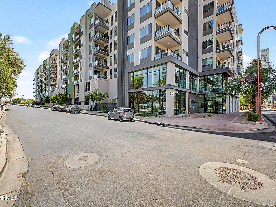 3131 N Central Ave #6020