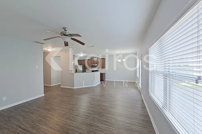 1332 Bass Ln — Photo 2