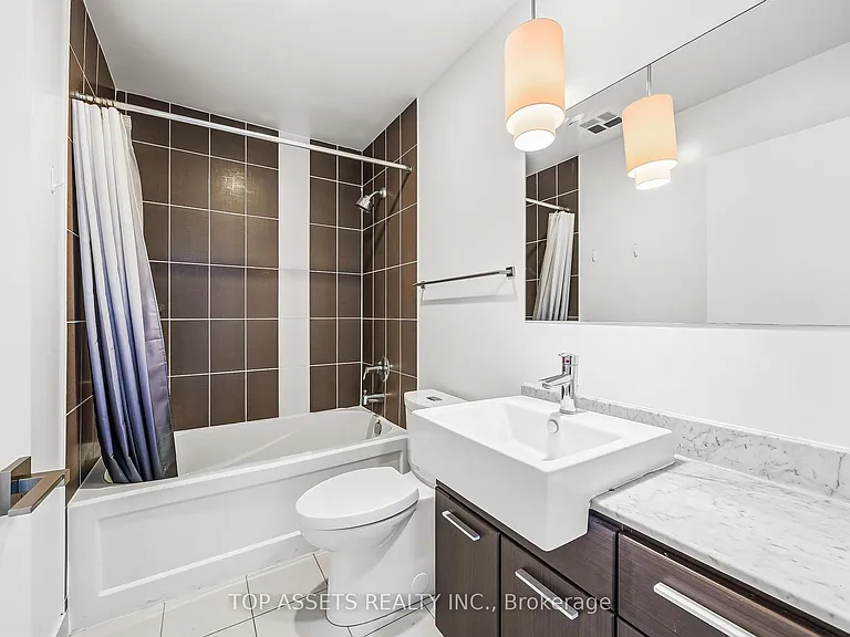770 Bay St #2112 — Photo 13