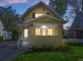 34 Sylvan Ave, Pleasant Ridge, MI 48069