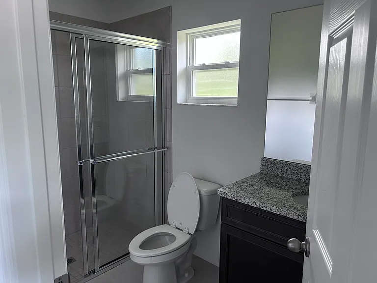50 Wellwood Ln #A — Photo 8