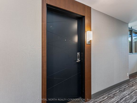 5th image of 1575 Lakeshore Rd W #270