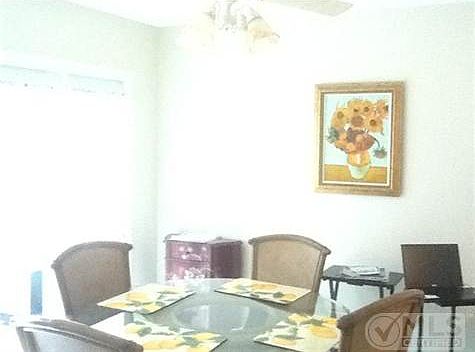3rd image of 130 Palm Ave APT 18