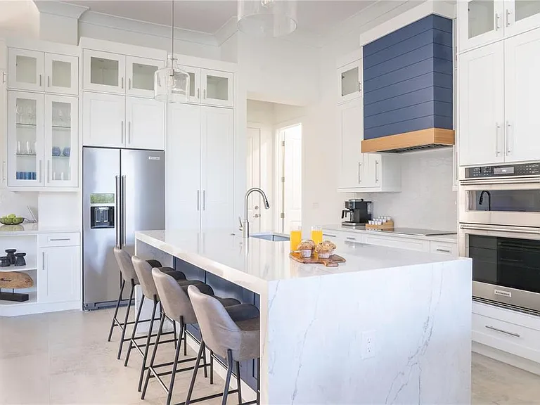 1412 Leland Way — Photo 3