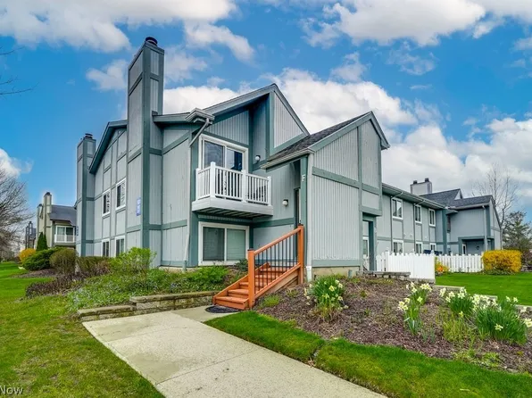 9024 Portage Pointe Dr APT F, Streetsboro, OH 44241