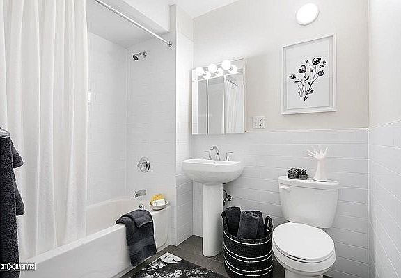 5th image of 510 Flatbush Ave APT 6F