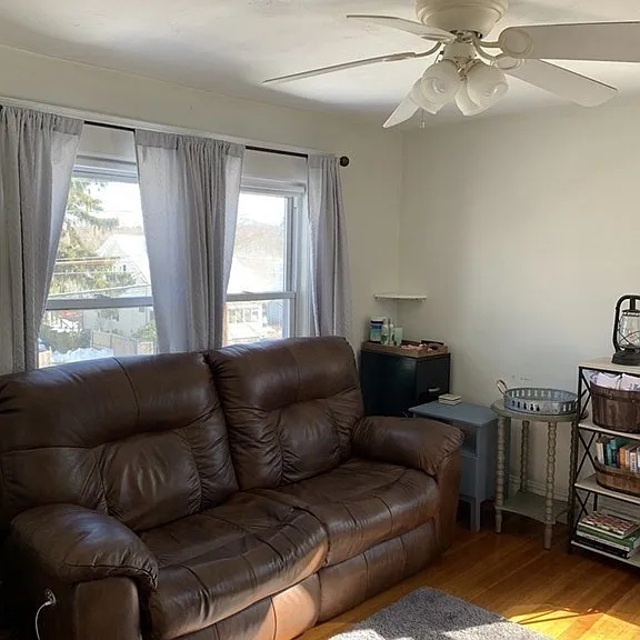 353 Hancock St #2 — Photo 6
