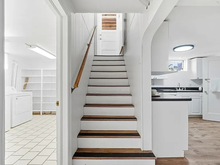 3835 Pierce St — Photo 24