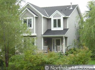 2829 Golden Valley Rd N, Minneapolis, MN 55411