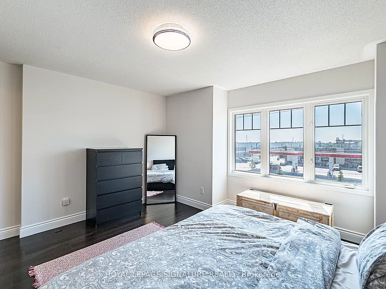 3985 Eglinton Ave W #17 — Photo 25