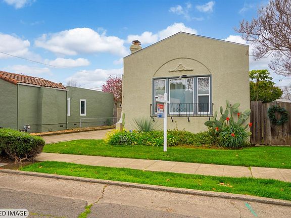 3rd image of 1717 Fern Place