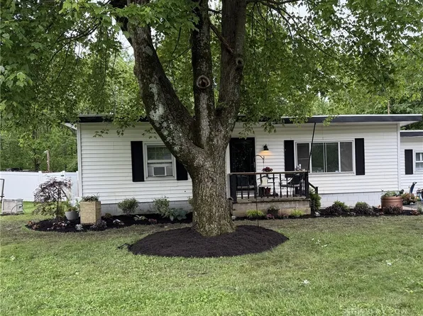 3675 Calhoun Dr, Springfield, OH 45505