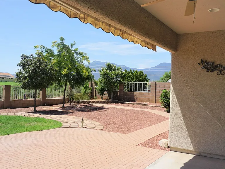 1858 Prairie Grass Dr — Photo 41