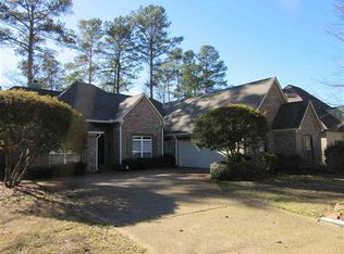 606 Abbots Ln, Ridgeland, MS 39157