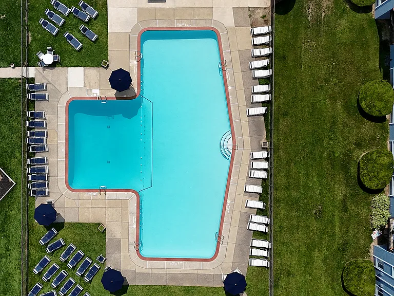 Arbor Lane Pool