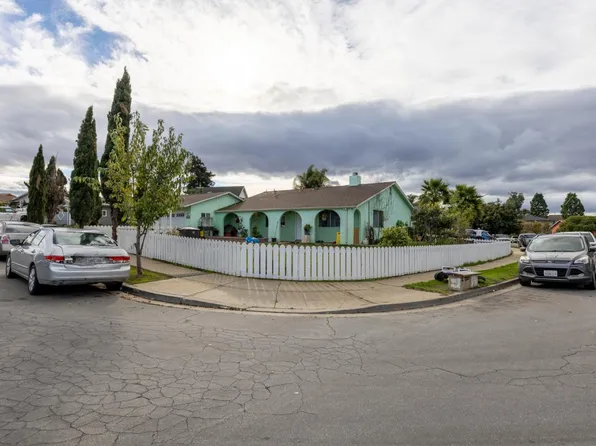 780 Charro Way, Salinas, CA 93905