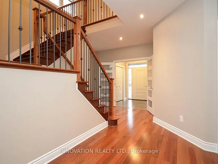 141 Highbury Park Dr — Photo 2