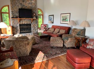 5 Manning Cove Rd, Ballston Spa, NY 12020