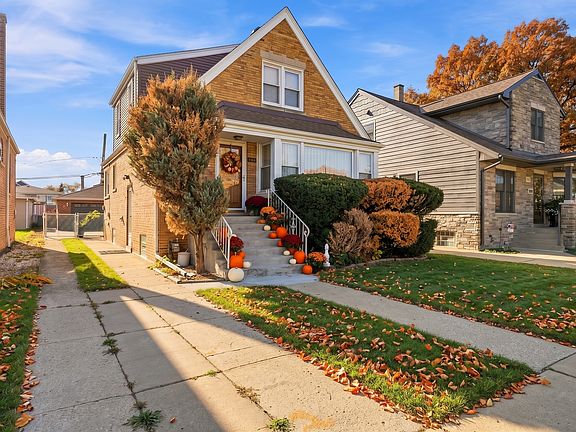 2nd image of 5434 S Neenah Ave