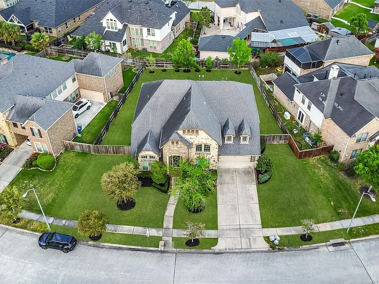 13918 Majestic Spring Ln — Photo 2