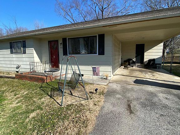 3rd image of 526 Belmont Ave