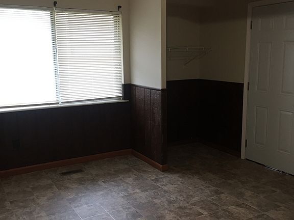 4th image of 4501 Moraine Ave