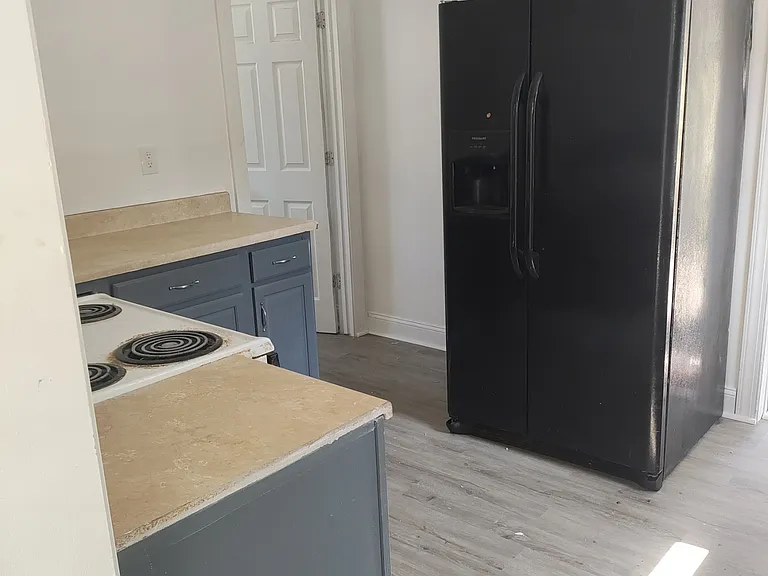 131 N Gorham St — Photo 1