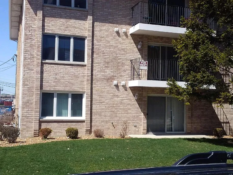 9436 S Kolmar Ave #3A — Photo 1