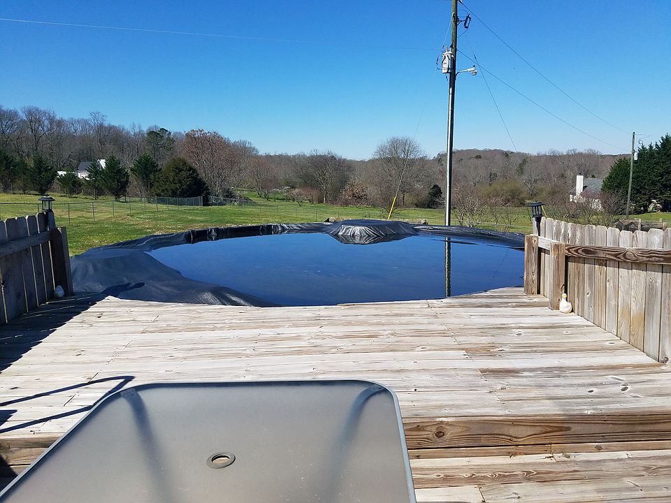 Above ground salt water pool
