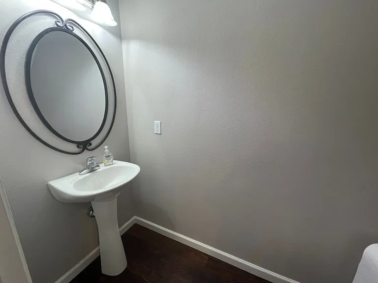 767 SW 198th Pl — Photo 16