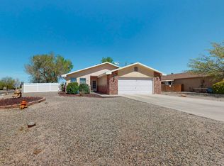 1 Rodgers Dr, Los Lunas, NM 87031