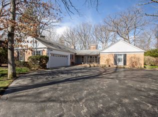 1508 Grant Rd, Northbrook, IL 60062