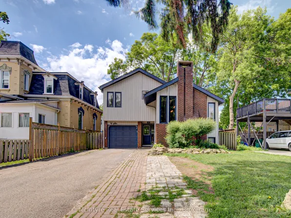 154 Grand Ave S, Cambridge, ON N1S 2M4