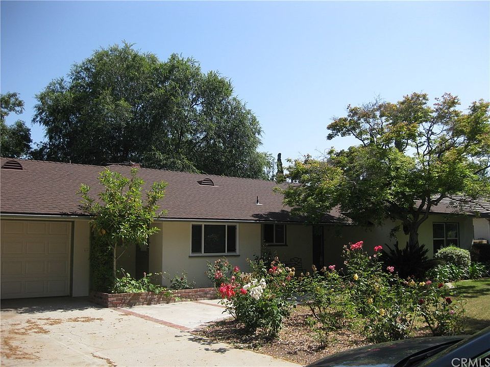 1st image of 115 E Las Flores Ave