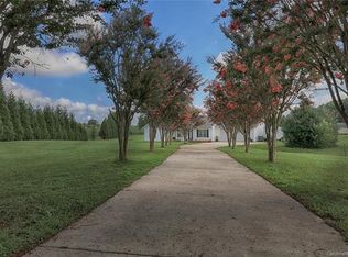 2203 Triplett Rd, Mount Ulla, NC 28125