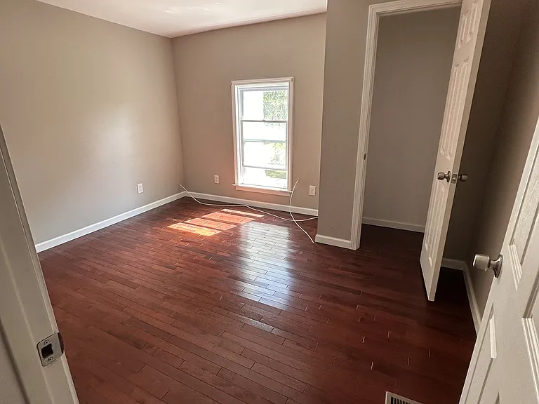 84 Frederick St — Photo 11
