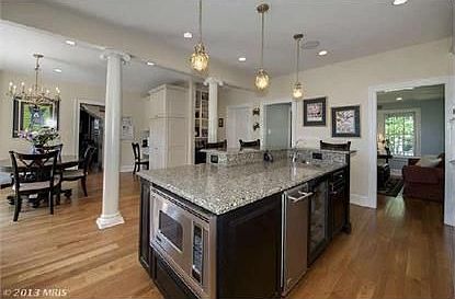 5th image of 309 E Raymond Ave
