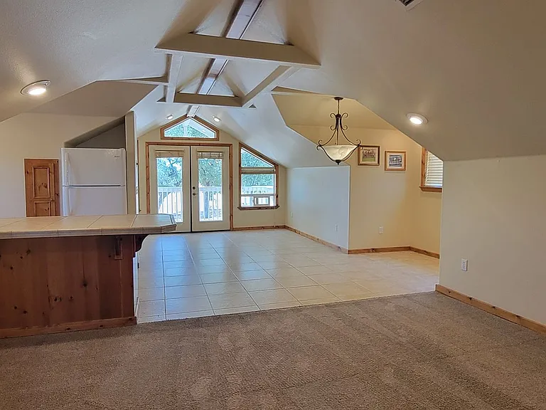 8424 Silver Bridge Rd — Photo 12