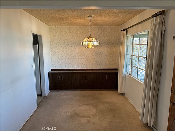 3rd image of 9432 Mountain Rd