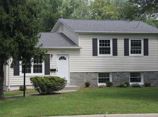 400 W Maple Ave, Sterling, VA 20164